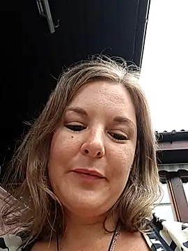 SwedishJennifer webcam