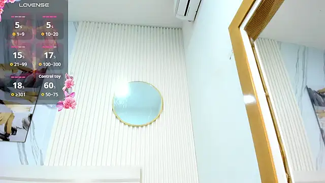 Afro_Luna webcam