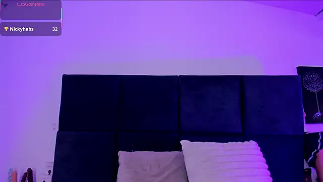 april_jones05 webcam