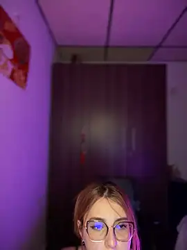 CoraVibes webcam