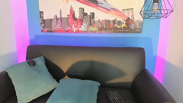 Luna_roose1 webcam
