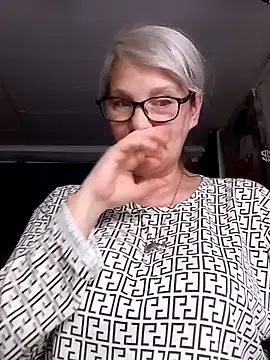 irinamaux webcam