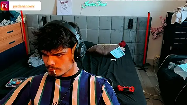 JordanShow webcam