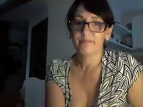 Elena48324 webcam