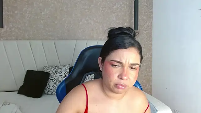AliceSmity__ webcam
