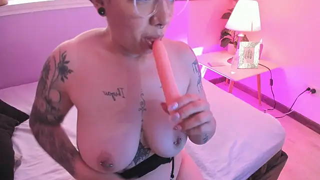 tifannyy_1dh webcam