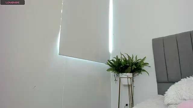 sophie_connors webcam