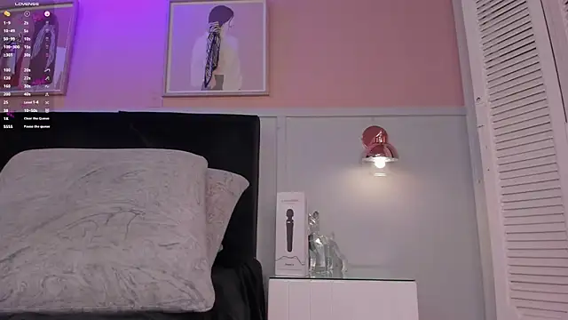 elodie_walker webcam