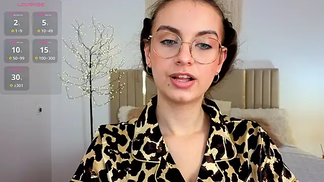 Real_cutie1 webcam