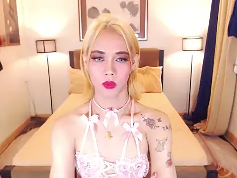 PreciousAmore webcam