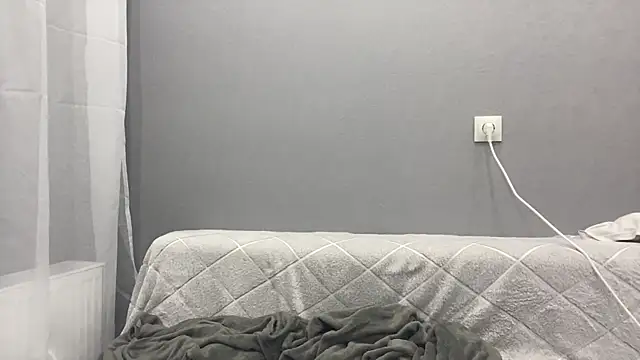 MollyFenx webcam