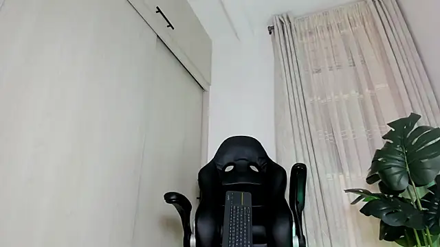Biscuit_oliva webcam