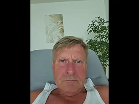 johnnym1