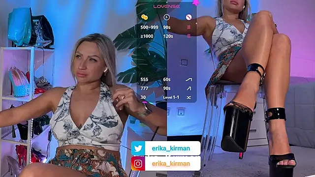 Erika_Kirman live cam on StripChat