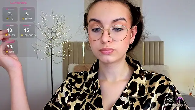 Real_cutie1 webcam