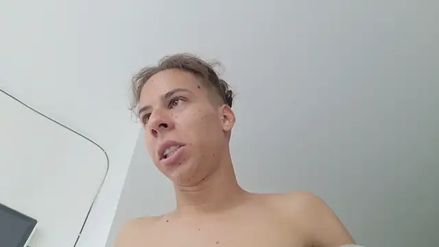 grey___27 webcam
