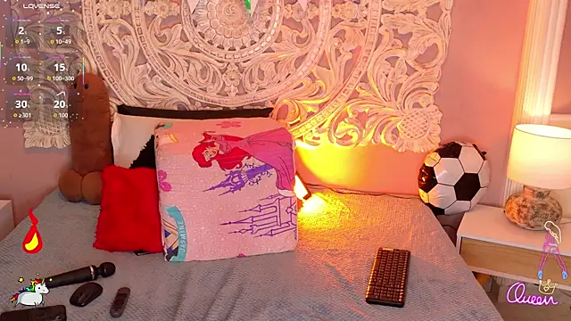 MalaikaBrown webcam