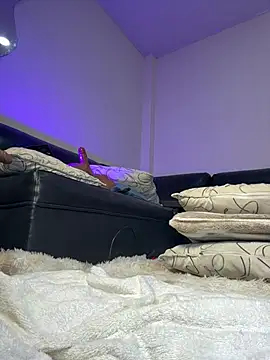Madeline_Dreams webcam