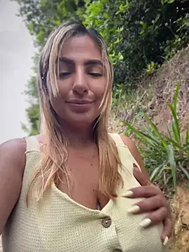 sammyqueenx21 webcam
