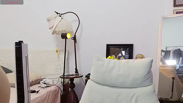 美女DAHLiA95在线直播