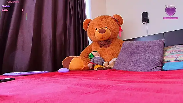 Samanntthaa__ webcam