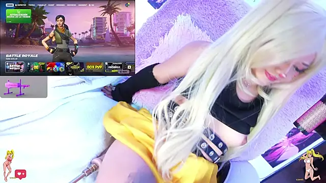 Kira-- webcam