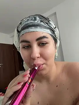 DaianaKimberly live cam on StripChat