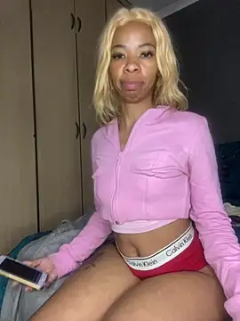 CandySlender18 webcam