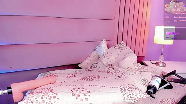 Camille_deluxe webcam