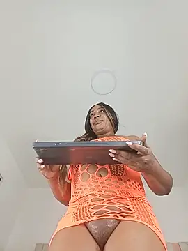 MadameEbony webcam