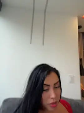 emily-Hornyy webcam