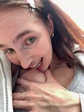 -missbehaving- webcam