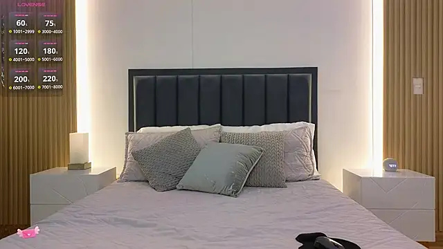 bella__adams webcam