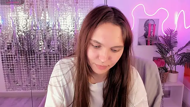 ChloeSunny webcam