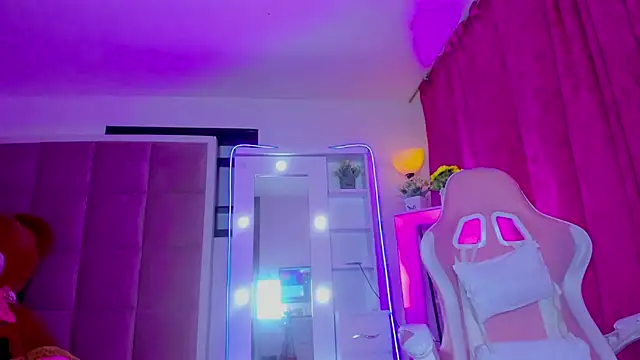 Lucy_Doll8 webcam