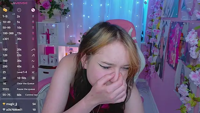 Oksi_Koxy webcam