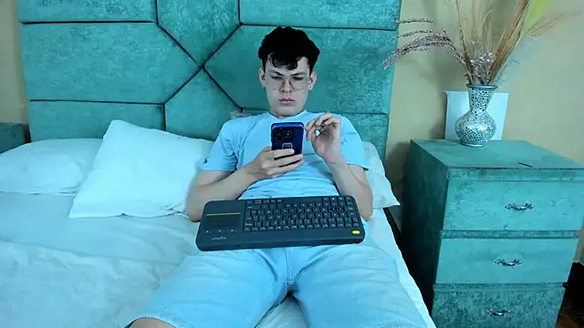 AngeloBocellii webcam