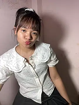 ari_baby9 - Ari_baby9's free webcam - UK Sex Cams