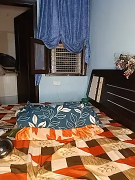 ShanayaRoseXO webcam