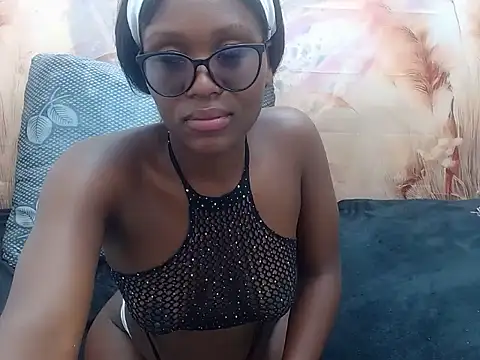 DarkRoseXX webcam
