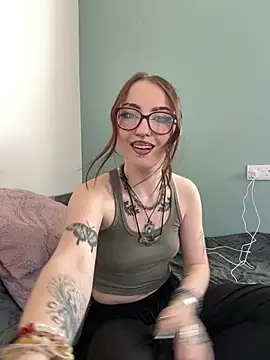 Ellie_Whitfield webcam