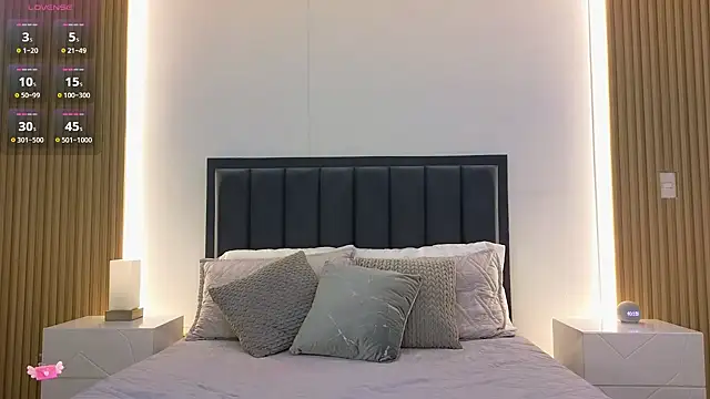 bella__adams webcam
