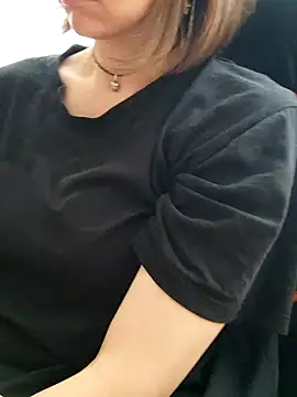 Aashikalaa webcam