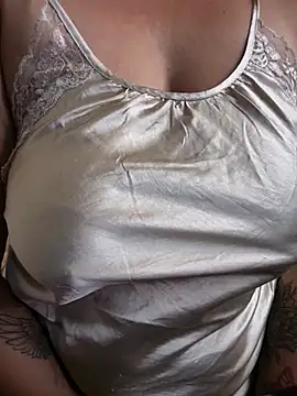 halaaa_1 - Halaaa_1's free webcam - UK Sex Cams