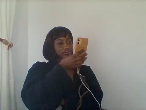 Queeen_model webcam