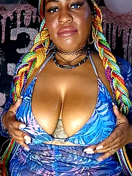 AmazonianMistress webcam