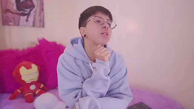 tommy_blue webcam