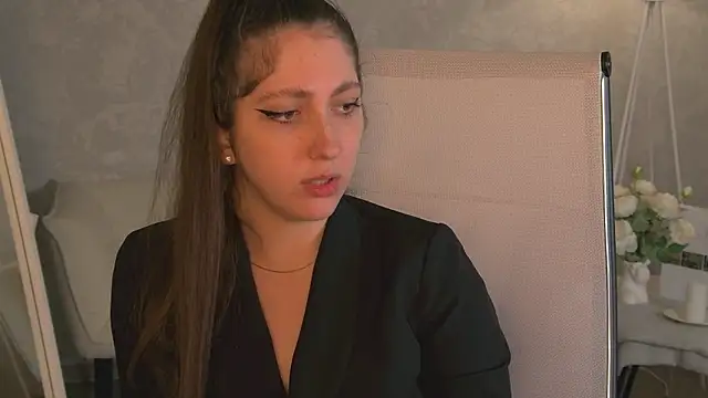 Mary_Miiller webcam
