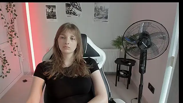 Star_Nellie live cam on StripChat