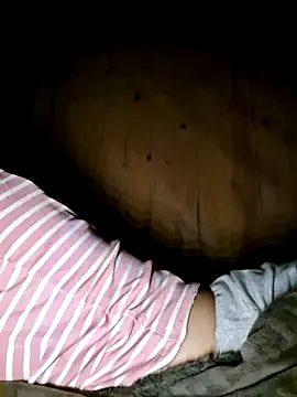 xuxulovezz webcam
